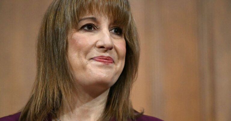 Rachel Reeves pension warning as savers told do 1 thing